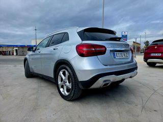 Mercedes-Benz GLA 200d automático 2019