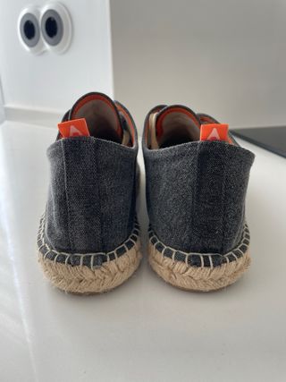 Zapatos Abarca Menorca Gris