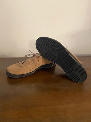 Scarpe 39,5 Scamosciate traforate Made in Italy