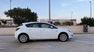 Opel Astra 1.4 Turbo del 2010
