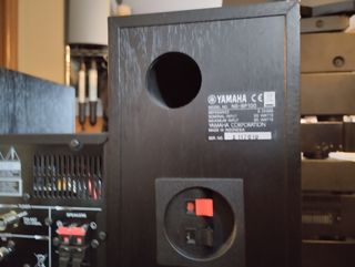 YAMAHA CRX  330 -213- amplificador