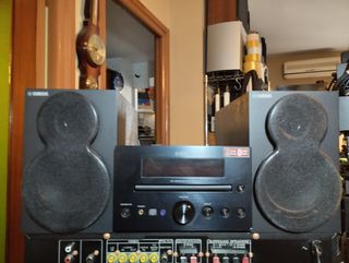 YAMAHA CRX  330 -213- amplificador