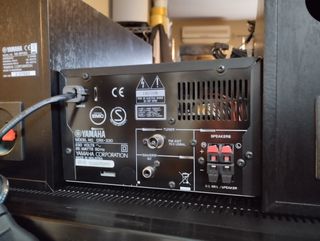 YAMAHA CRX  330 -213- amplificador