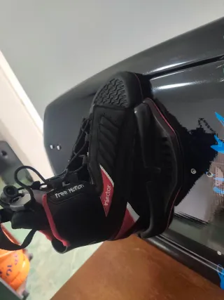 Tabla Wakeboard Free Motion 138 con Fijaciones