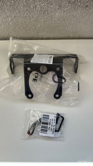 Portamatriculas corto Yamaha Fazer FZ1