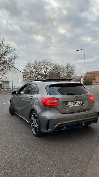 Mercedes-Benz Clase A 220d Pack AMG