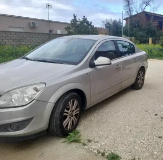 Opel Astra 2010