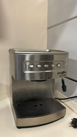 Cafetera Demoka by Minimoka