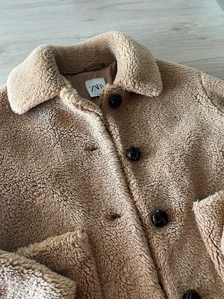 Abrigo pelo borrego beige