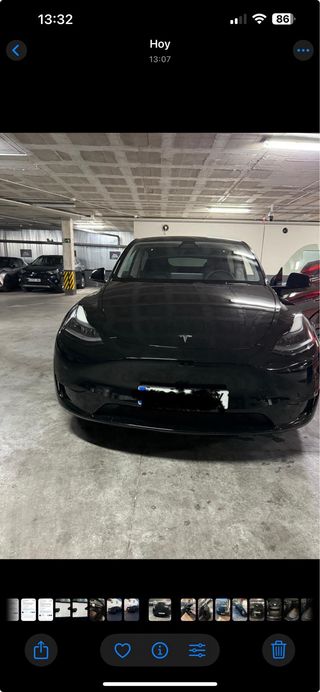 Tesla Model Y 2025