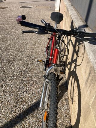 Bicicleta MB shimano de 26” adulto.