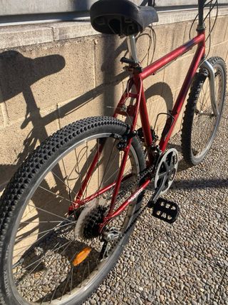 Bicicleta MB shimano de 26” adulto.