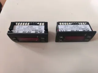 2 x Eliwell EM 300 Termómetros