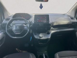 Peugeot Rifter BlueHDi 130 S&S Active Standard EAT8 96 kW (130 CV)