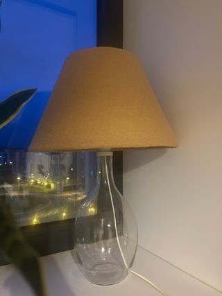 Lámpara de mesa cristal y tela