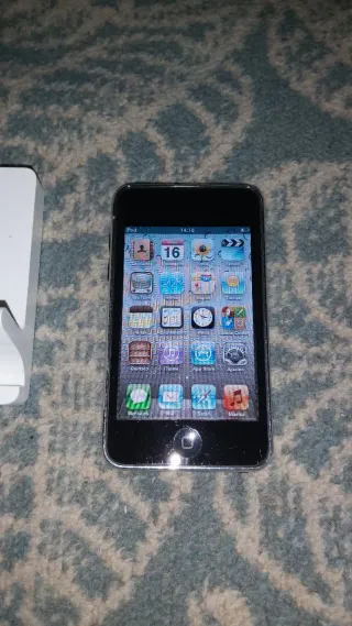 iPod Touch 32GB + Base Carga Blanca