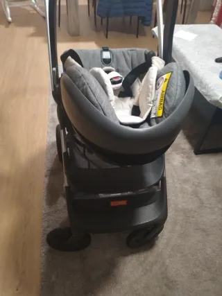 Carro Bebé con Capazo y Maxi-Cosi marca Stokke