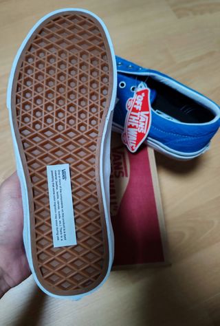 Bambas Vans NUEVAS con Caja