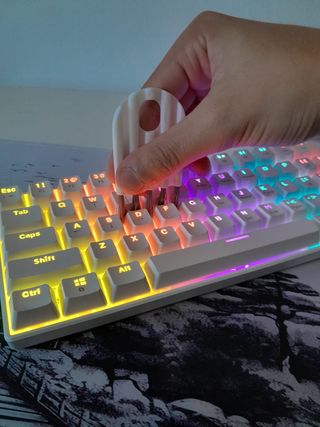 Teclado Gaming 60% Blanco RGB Silent Pro Plus