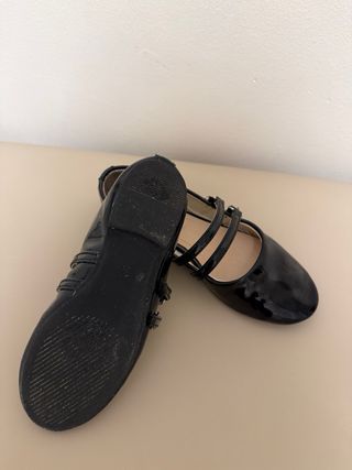 Merceditas charol niña negro T31