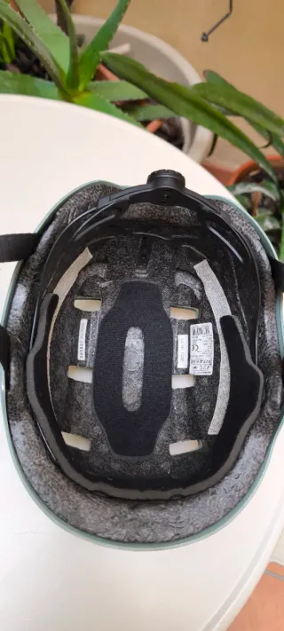 Casco Oxelo. Patines, Skate y Bicicleta.