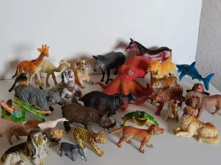 Lote figuras animales