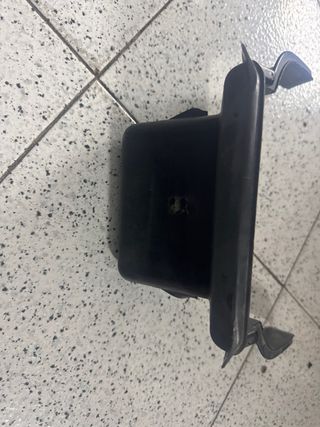 Compartimento trasero peugeot speedfight2 49