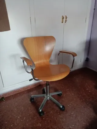 Silla de oficina madera y metal