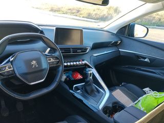 Peugeot 3008 con revisiones al dia