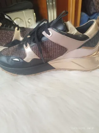 Zapatillas Michael Kors Originales Negro/Dorado