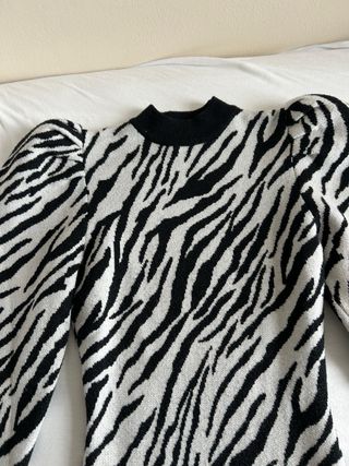 Vestido Bershka Punto Cebra Talla XS