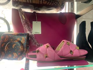 Bolso y Sandalias Rosas