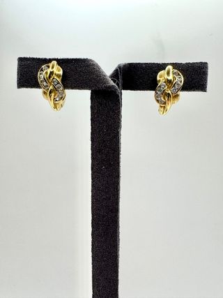 PENDIENTES INFINITO CON PIEDRAS BLANCAS ORO 18K