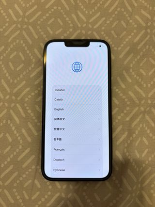 iPhone 16e 128GB negro ( NEGOCIABLE )