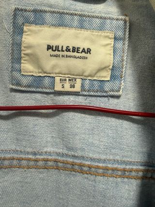 Chaqueta tejana Pull&Bear desgastada