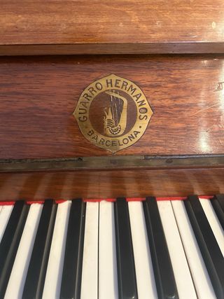 Piano Guarro Hermanos