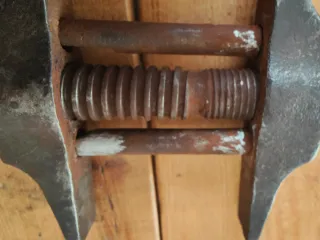 Pinza chiave martello antica