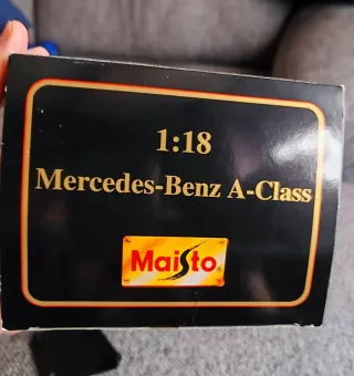Maisto Mercedes-Benz A-Class 1997 1:18 Impecable