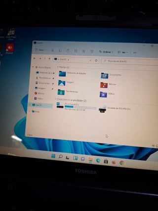 Toshiba Satellite 15.4 SSD Rápido Win 11