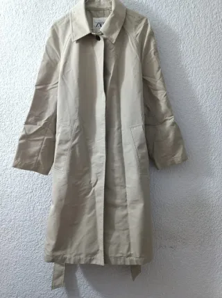 Gabardina Zara Beige Talla L