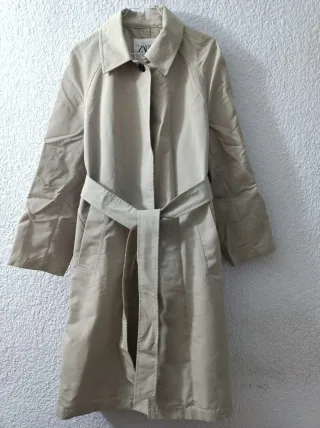 Gabardina Zara Beige Talla L