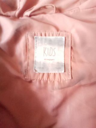 Abrigo acolchado niña 11-12 años. 152 CMS