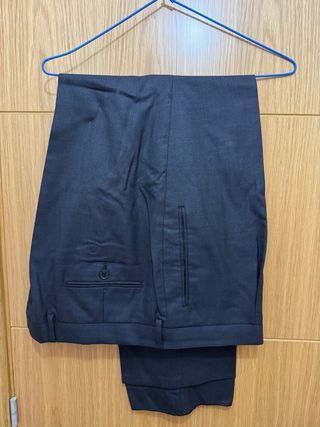 Traje Dustin Talla 58 negro