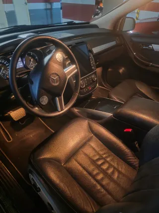 Mercedes-Benz Clase R 2011