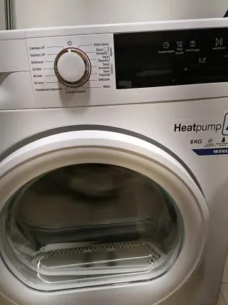 Secadora WINIA Heatpump 8KG A++