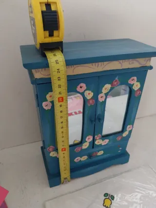 Set giochi bimba: armadietto, borsetta, cerchietti