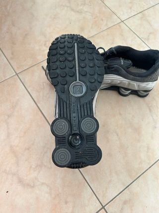 Nike Shox Scarpe Uomo Nero Argento