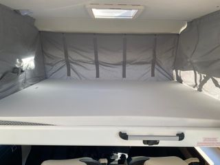 Autocaravana integral !!! SEMINUEVA !!! Cama isla