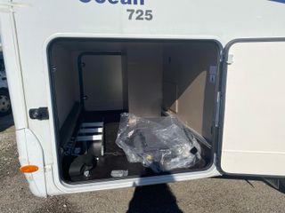 Autocaravana integral !!! SEMINUEVA !!! Cama isla