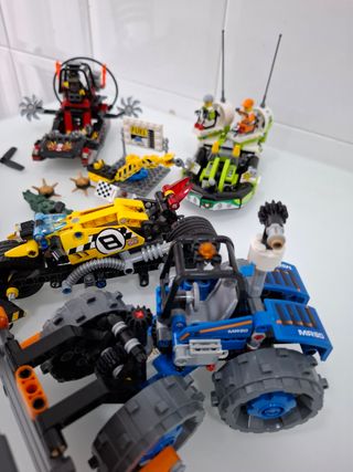 Lote Vehículos Lego. Buen Estado.
